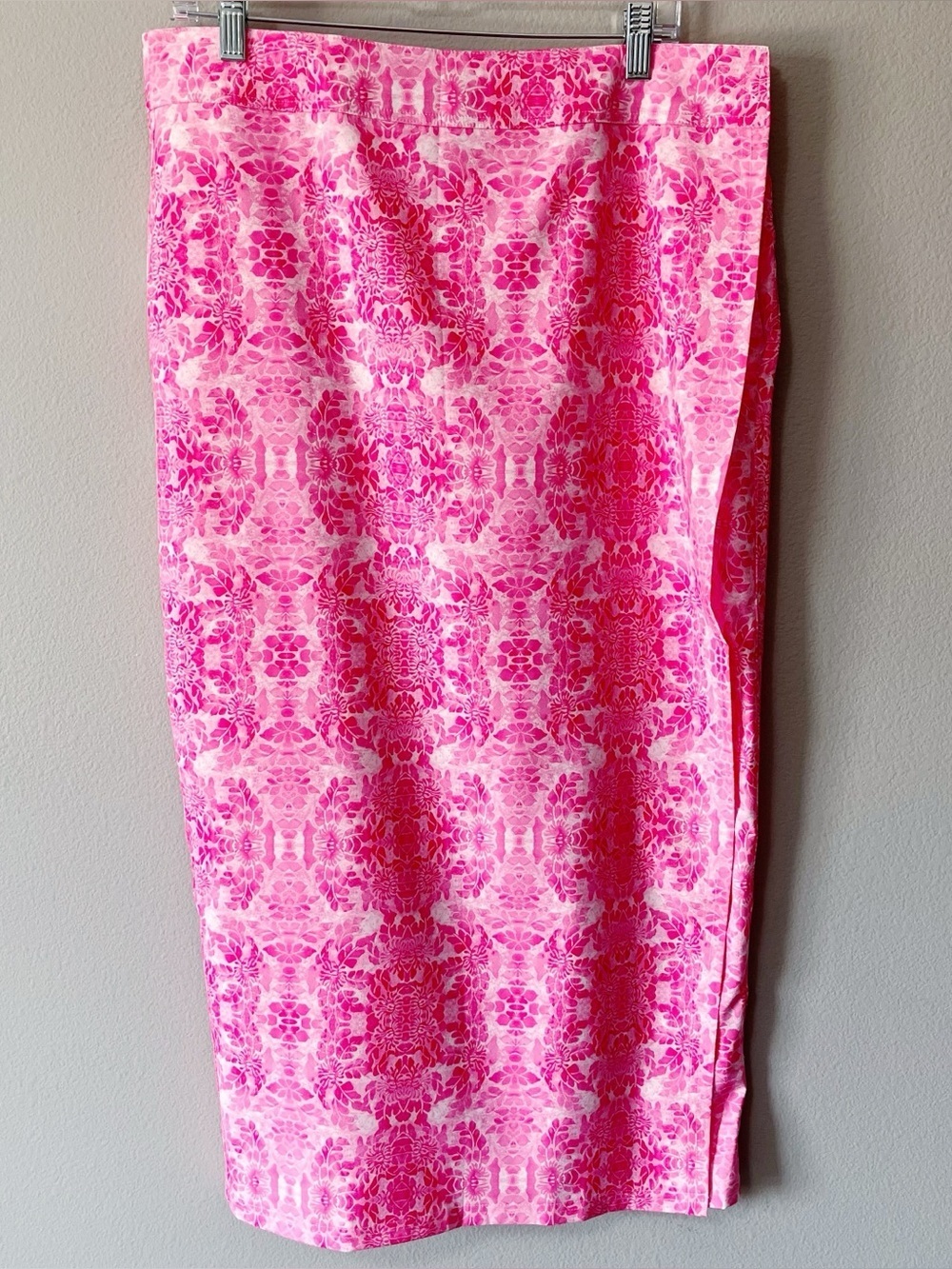 RipSkirt Hawaii NWT Length 4 Maxi Skirt Bali Pink Size Large Travel Beach